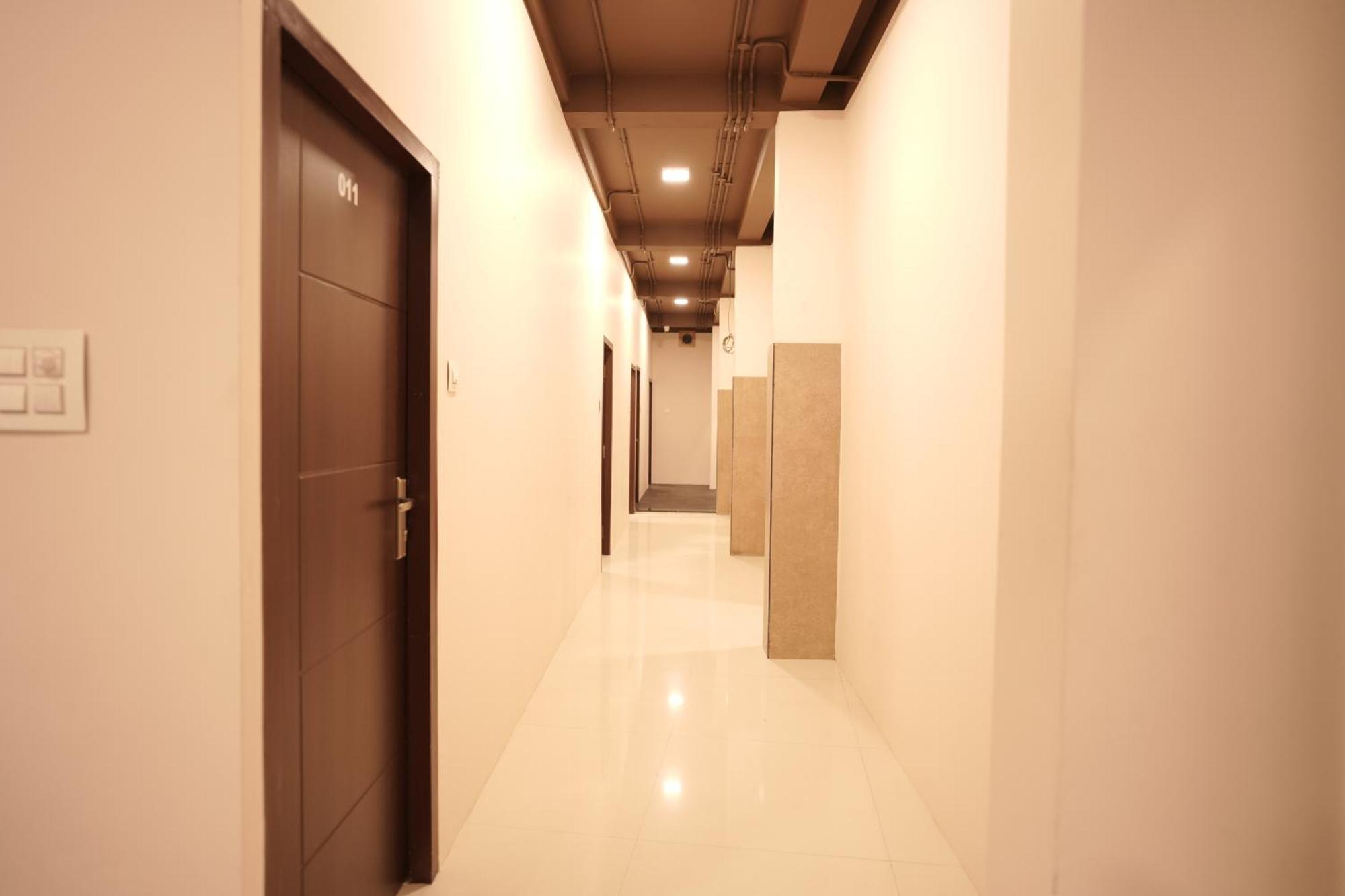 מלון Kochi Reach Residency מראה חיצוני תמונה
