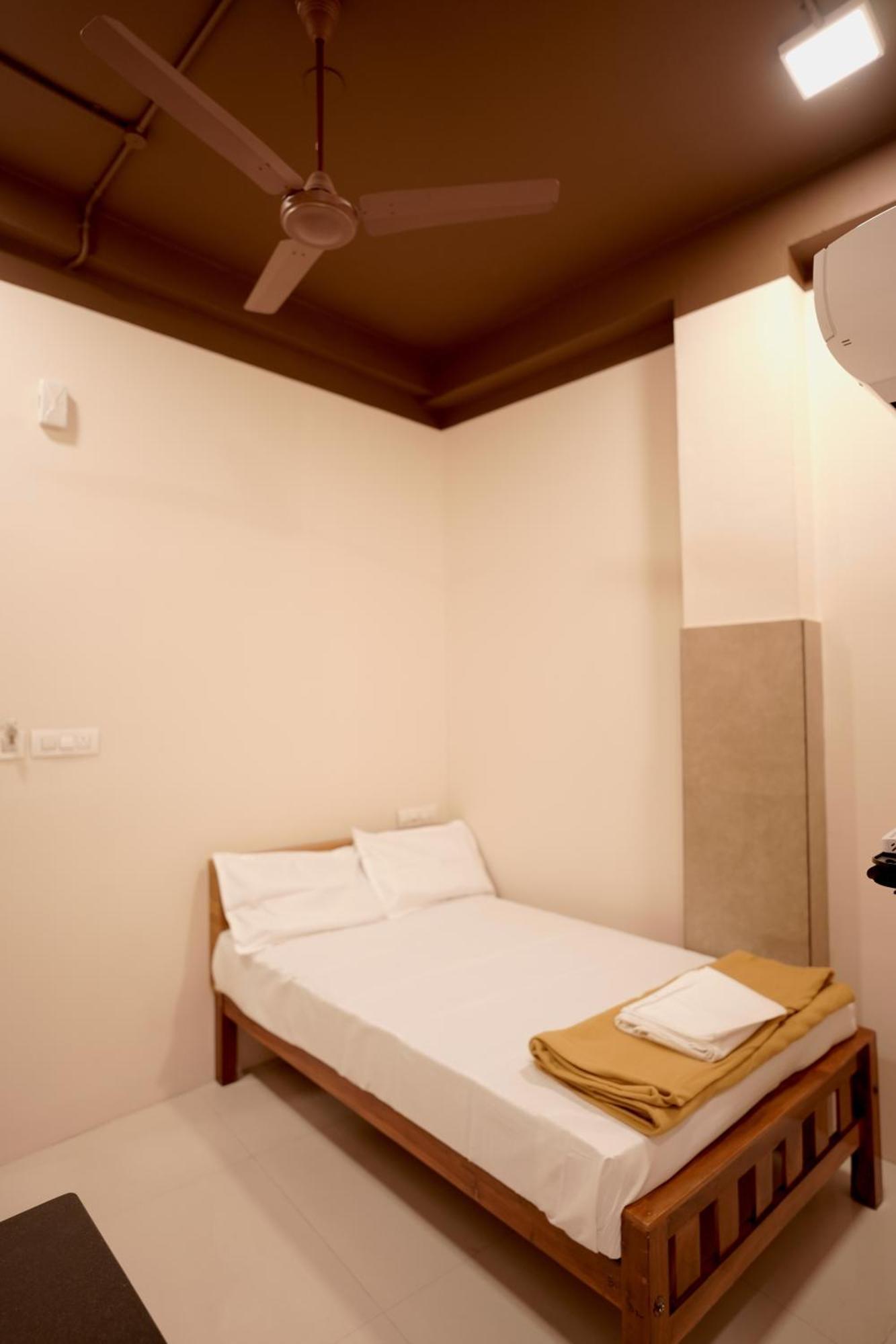 מלון Kochi Reach Residency מראה חיצוני תמונה