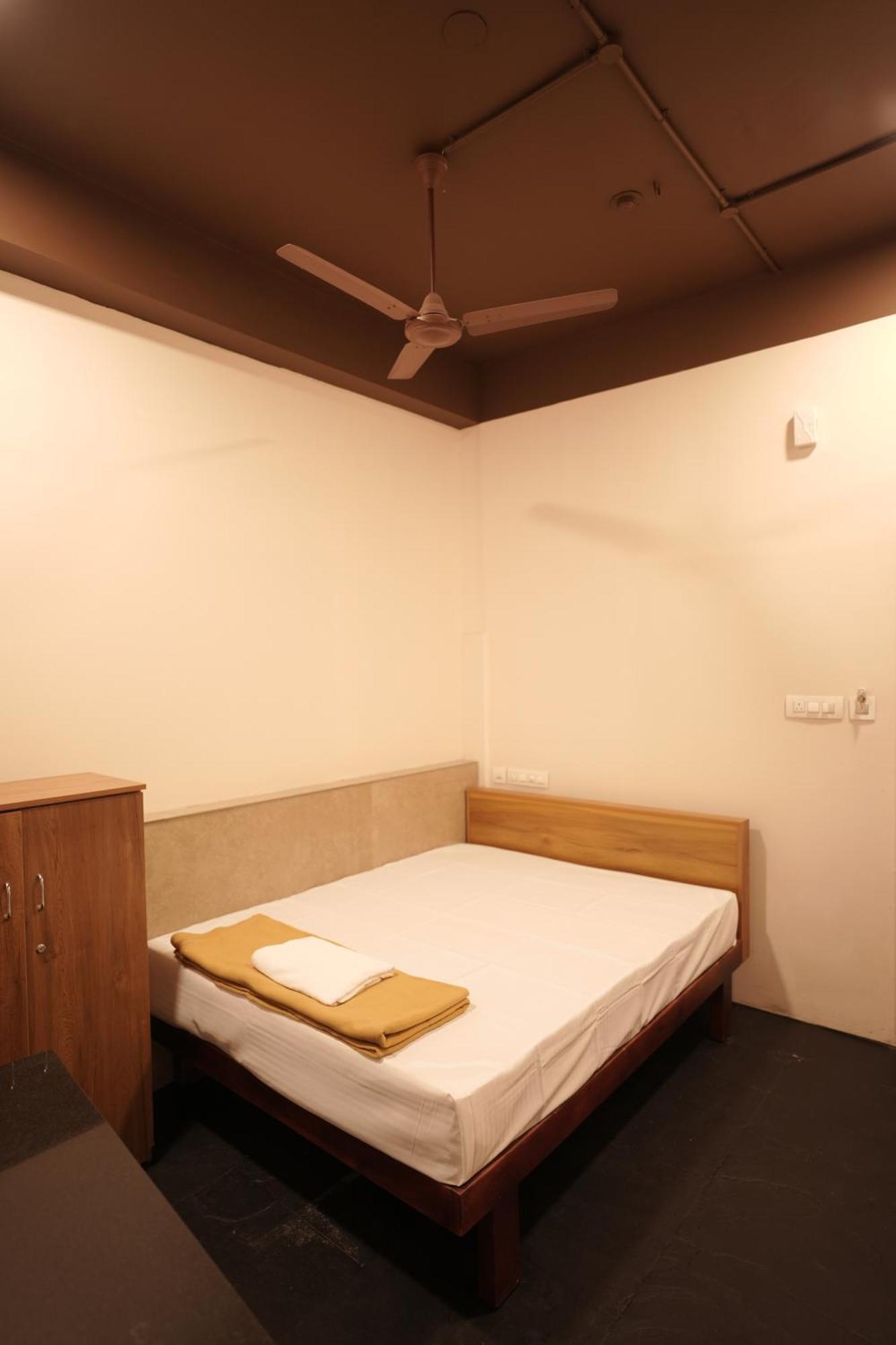 מלון Kochi Reach Residency מראה חיצוני תמונה