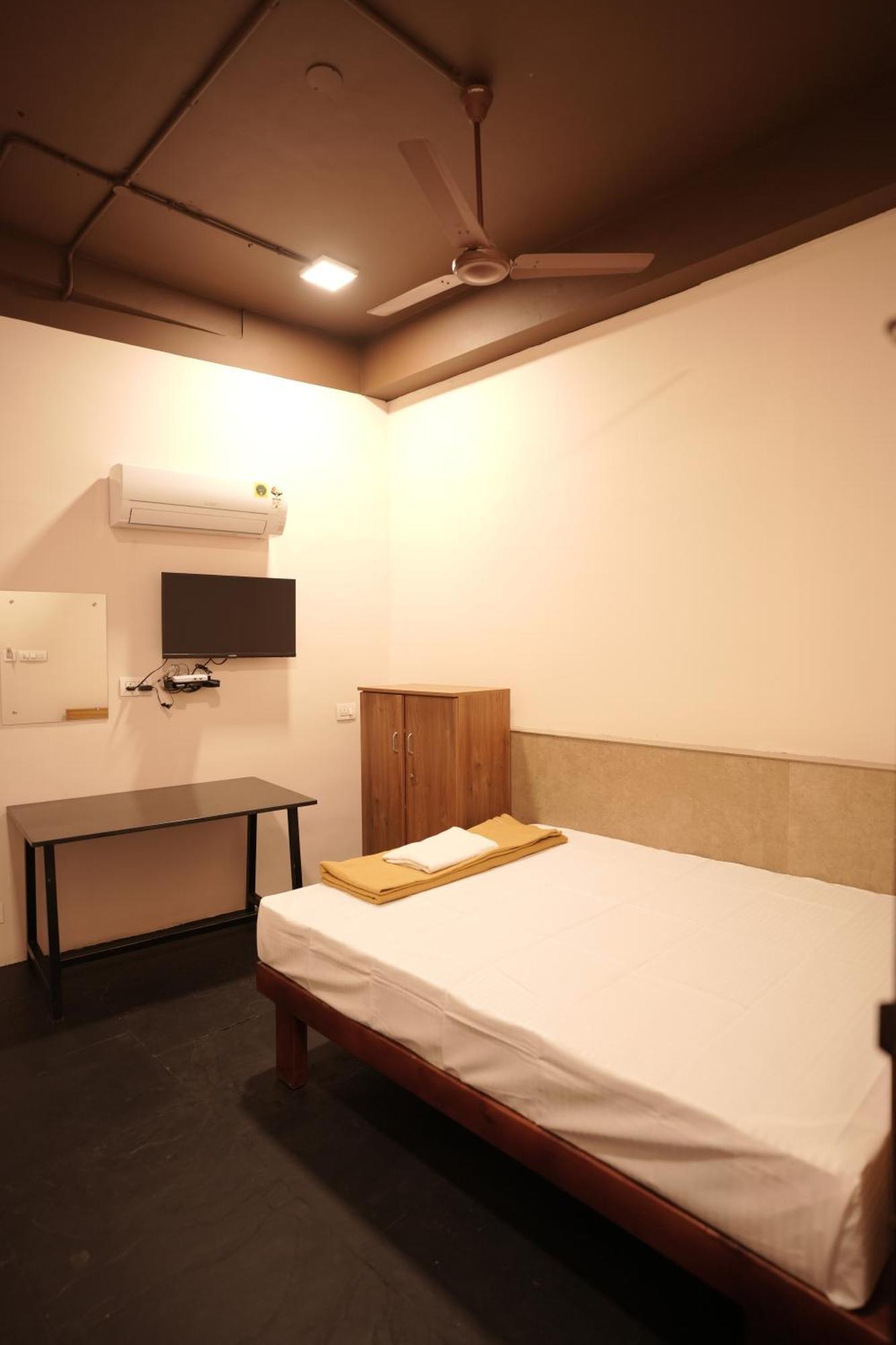 מלון Kochi Reach Residency מראה חיצוני תמונה